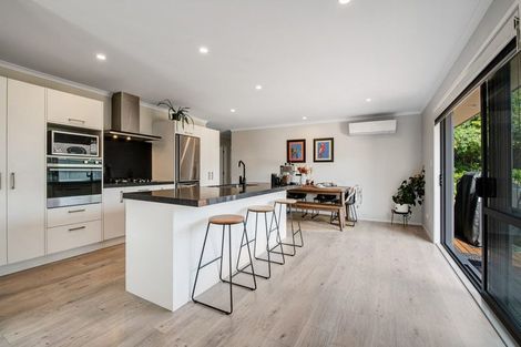 Photo of property in 7 Riverboat Lane, Helensville, 0800