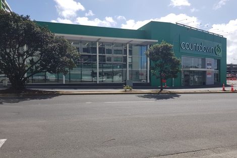 Photo of property in The Docks Apartments, 110/2 Dockside Lane, Auckland Central, Auckland, 1010