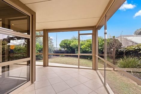 Photo of property in 2/31 Princes Street, Northcote Point, Auckland, 0627