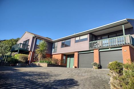 Photo of property in 11 Kinnel Grove, Papakowhai, Porirua, 5024