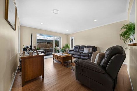 Photo of property in 12 Avonglen Court, Wattle Downs, Auckland, 2103