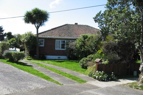 Photo of property in 17 Melvill Grove, Waterloo, Lower Hutt, 5011