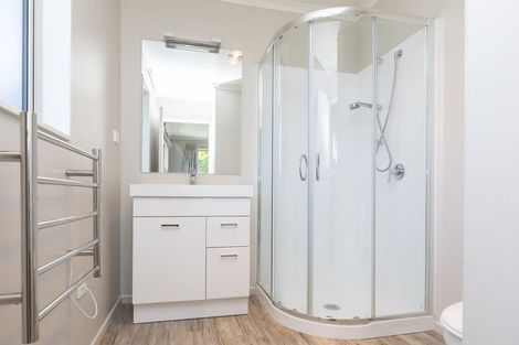 Photo of property in 215 Mairehau Road, Burwood, Christchurch, 8083