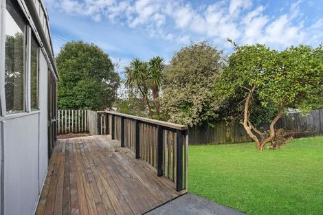 Photo of property in 17 Landow Place, Henderson, Auckland, 0612