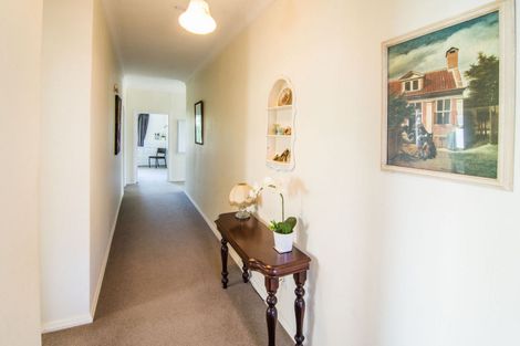 Photo of property in 77 High Street, Island Bay, Wellington, 6023
