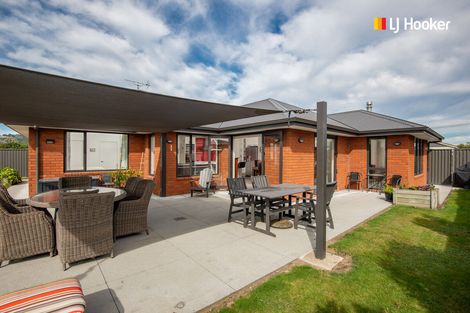 Photo of property in 12 Centre Street, Mosgiel, 9024