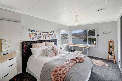 Photo of property in 68 Doon Street, Vauxhall, Dunedin, 9013