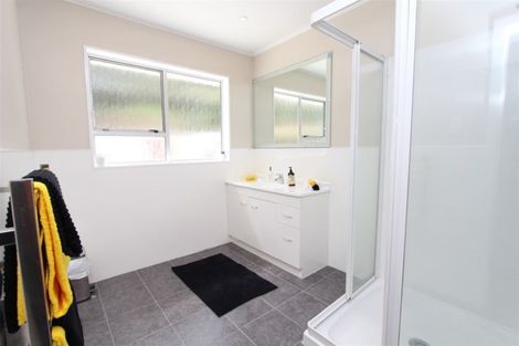 Photo of property in 34 Cortina Avenue, Johnsonville, Wellington, 6037