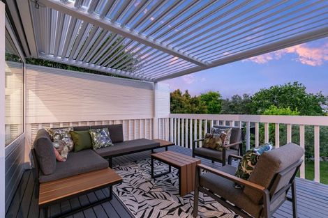 Photo of property in 21 Hebron Road, Waiake, Auckland, 0630