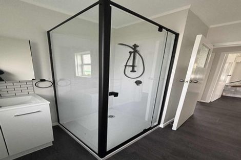 Photo of property in 88 Victoria Street, Carterton, 5713