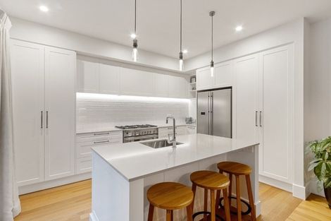 Photo of property in 79 Cashmere Road, Cashmere, Christchurch, 8022