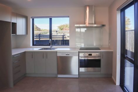 Photo of property in 29 Piripiri Place, Broomfield, Christchurch, 8042