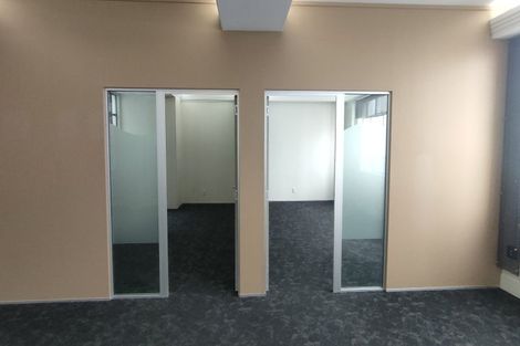 Photo of property in 124 Featherston Street, Palmerston North, 4410