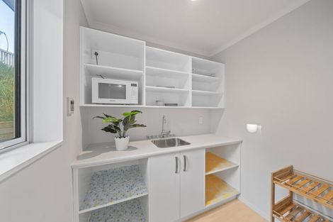 Photo of property in 71 Grenada Drive, Grenada Village, Wellington, 6037