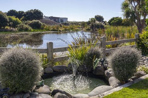 Photo of property in 5 Hana Udy Place, Paraparaumu Beach, Paraparaumu, 5032