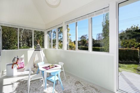 Photo of property in 27 North Road, Clevedon, Papakura, 2582