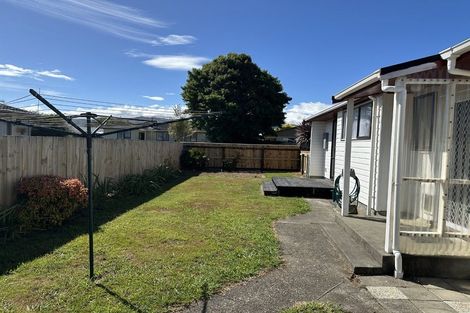 Photo of property in 15a Rimu Street, Levin, 5510