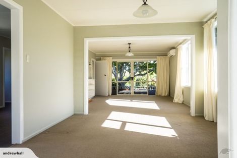 Photo of property in 7 Leybourne Avenue, Waikanae, 5036