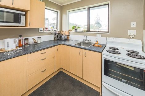 Photo of property in 201 Puriri Street, Castlecliff, Whanganui, 4501