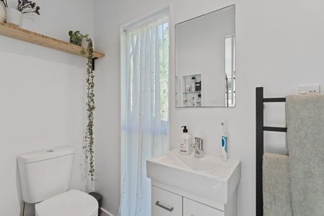 Photo of property in 61 Renown Road, Raumati South, Paraparaumu, 5032