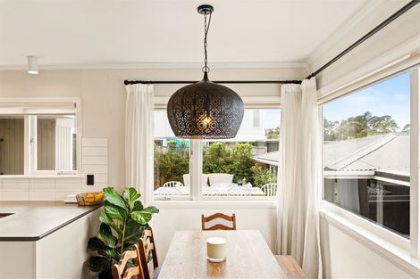 Photo of property in 84a Triangle Road, Massey, Auckland, 0614