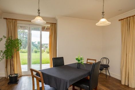 Photo of property in 114 Polson Hill Drive, Aokautere, Palmerston North, 4471
