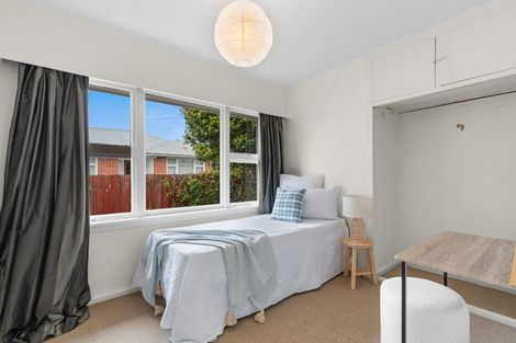 Photo of property in 37 Bourne Crescent, Papanui, Christchurch, 8053