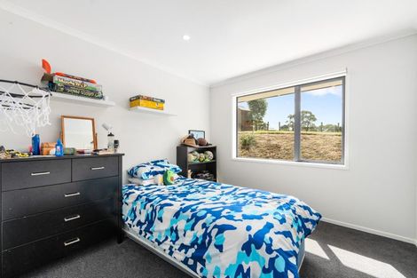 Photo of property in 29 Vogel Street, Halcombe, Feilding, 4779