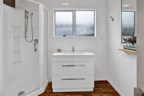 Photo of property in 27a Kowhai Street, Inglewood, 4330