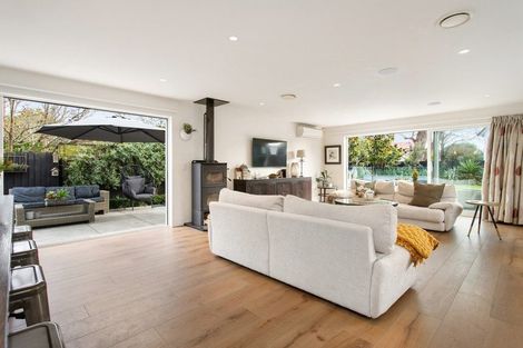 Photo of property in 12 Nightingale Place, Papanui, Christchurch, 8053