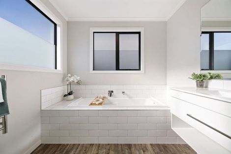 Photo of property in 37 Peterley Road, Lower Shotover, Queenstown, 9304