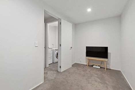 Photo of property in 9/83 Hinemoa Street, Birkenhead, Auckland, 0626