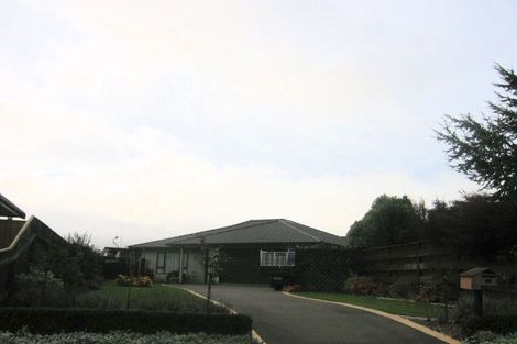 Photo of property in 77 Amberley Avenue, Highbury, Palmerston North, 4412