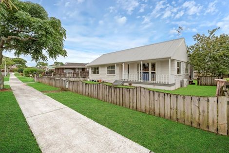 Photo of property in 41 Paterson Avenue West, Pukekohe, 2120