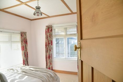 Photo of property in 2 Garrison Street, Carterton, 5713