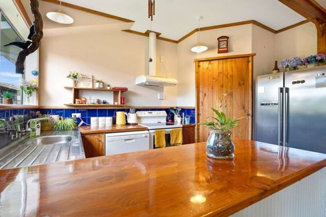 Photo of property in 25 Cureton Street, Morrinsville, 3300