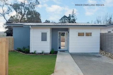 Photo of property in 398 Main Road, Huapai, Kumeu, 0810