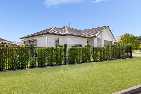 Photo of property in 5 Paiawa Way, Pyes Pa, Tauranga, 3110