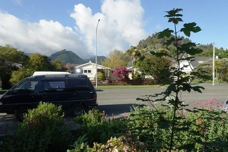 Photo of property in 69-69a Bronte Street East, Nelson, 7010