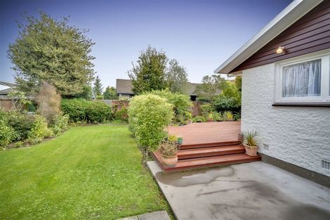 Photo of property in 57 Kent Lodge Avenue, Avonhead, Christchurch, 8042