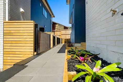 Photo of property in 16 Mataura Place, Clover Park, Auckland, 2019