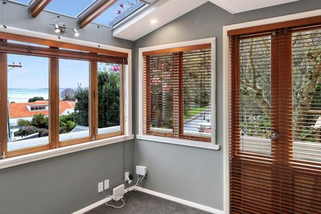 Photo of property in 13 Kotari Road, Days Bay, Lower Hutt, 5013