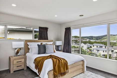 Photo of property in 24 Waverton Terrace, Churton Park, Wellington, 6037