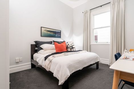 Photo of property in 56 Derwent Street, Island Bay, Wellington, 6023