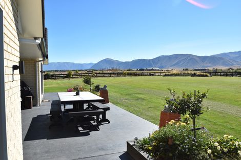 Photo of property in 4 The Drive, Twizel, 7999