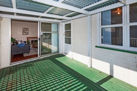Photo of property in 11 D'urville Street, Cannons Creek, Porirua, 5024