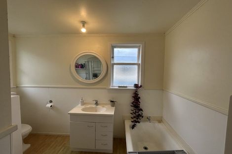 Photo of property in 4 Hamilton Street, Pahiatua, 4910