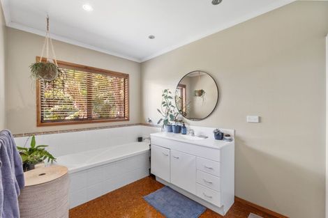 Photo of property in 58 Bethells Road, Waitakere, Auckland, 0782