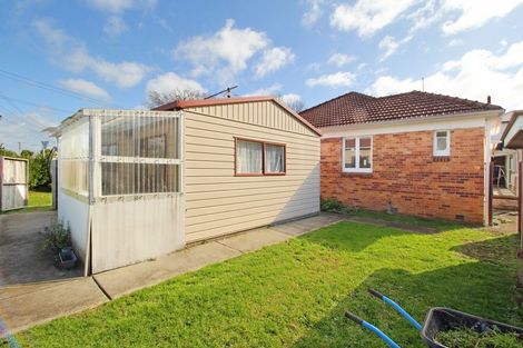 Photo of property in 74 Landscape Road, Papatoetoe, Auckland, 2025
