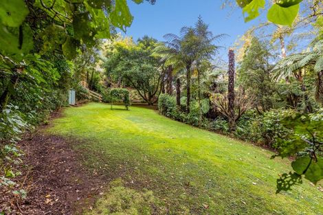 Photo of property in 22 Kinross Drive, Merrilands, New Plymouth, 4312